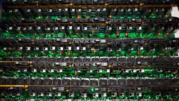 Đào Coin Bằng Trình Duyệt Năm 2025: Sự Hồi Sinh Âm Thầm Và Những Giới Hạn Thực Tế